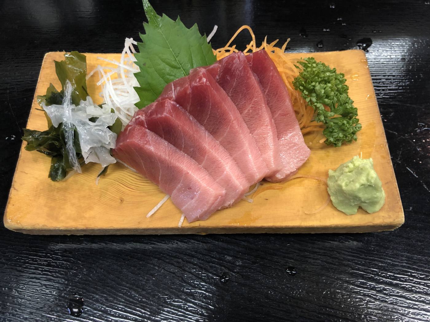 マグロ刺身
